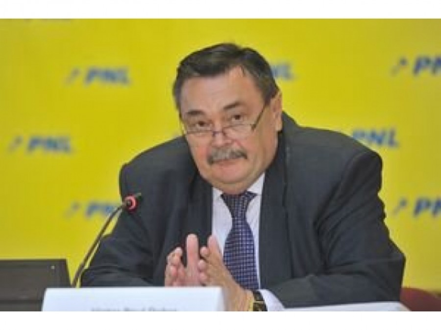 Victor Paul Dobre exultă: "Domnul Toader VA PLĂTI cotizaţie la PNL"