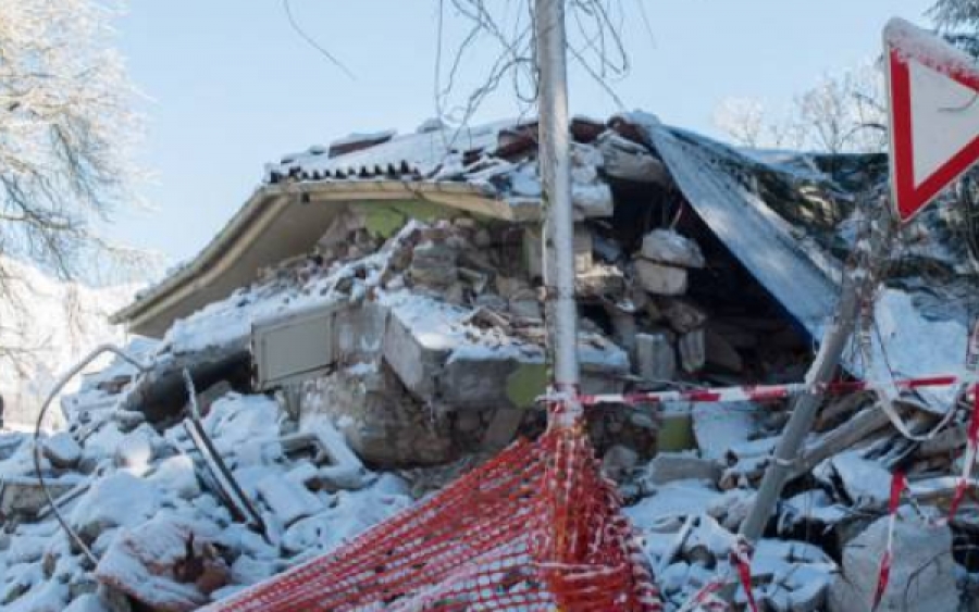 UPDATE - Patru cutremure cu magnitudinea peste 5, în Italia