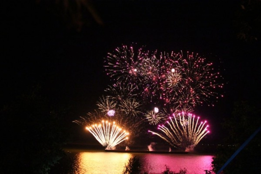 Focuri de artificii pe Dunăre
