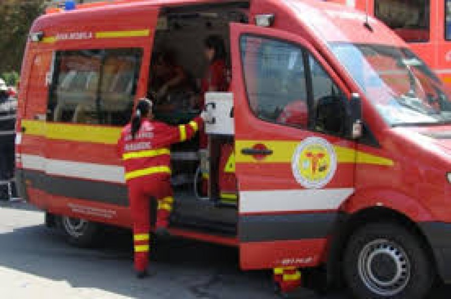 ACCIDENT TRAGIC la Cosmeşti/ Un bărbat este internat în STARE GRAVĂ la Spitalul de Urgenţă