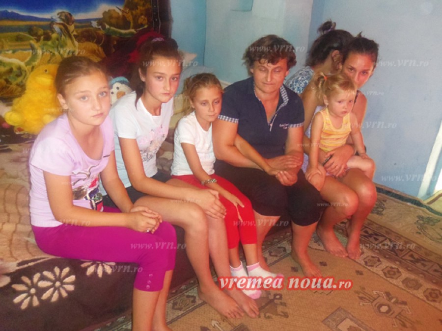VASLUI: Povestea a şase surori care se luptă să meargă la şcoală!