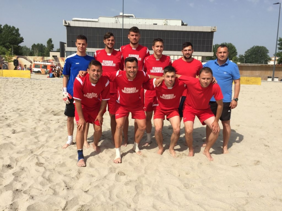 Junior Galaţi este MEDALIATĂ la Campionatul Naţional de FOTBAL PE PLAJĂ