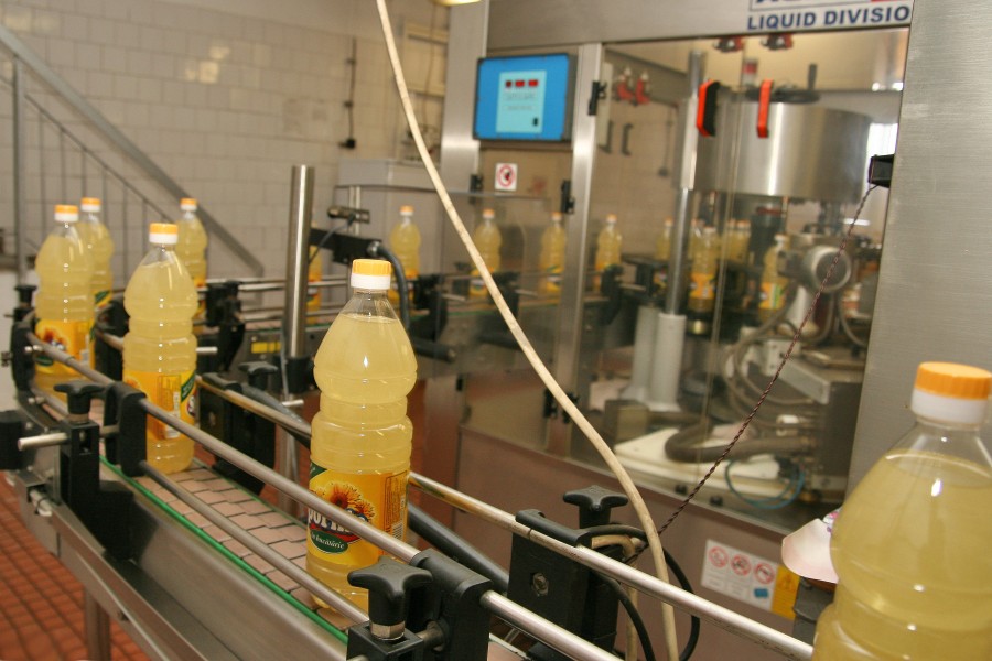 Fabrica de ulei s-a automatizat aproape complet