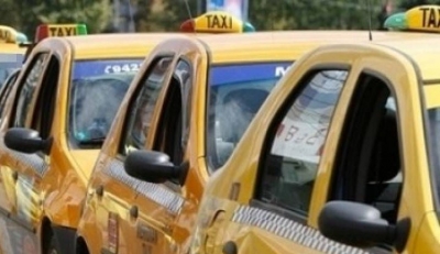 SESIZEAZĂ CITITORII „Vieţii libere”/ TAXIUL, preţ de maşină personală la cimitir SESIZEAZĂ CITITORII „Vieţii libere”/ TAXIUL, preţ de maşină personală la cimitir