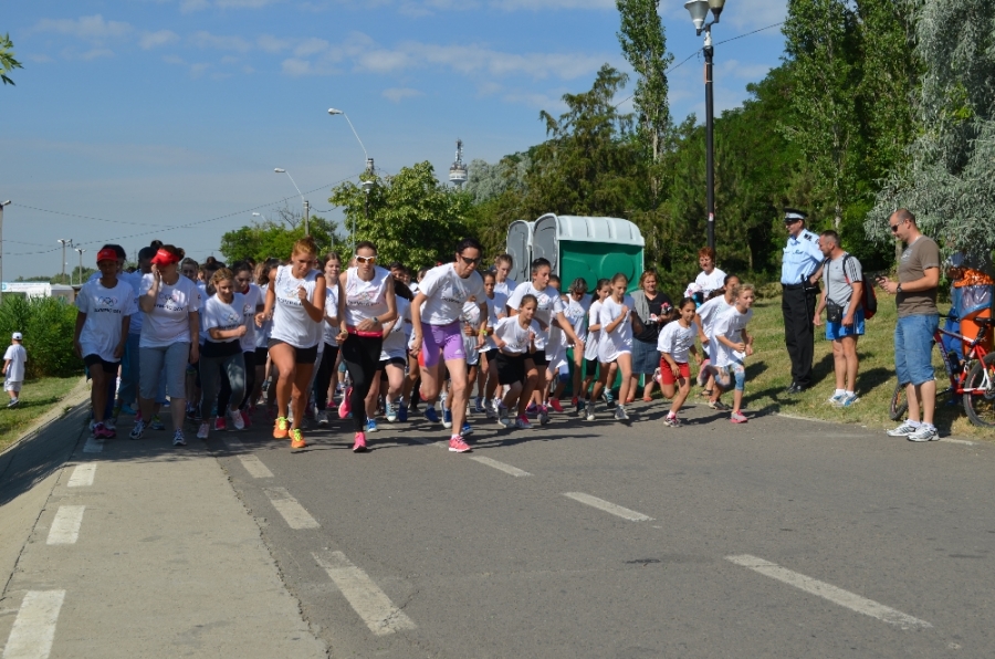 "ZIUA OLIMPICĂ" - marcată şi la Galaţi, printr-un CROS PE FALEZĂ (FOTO)
