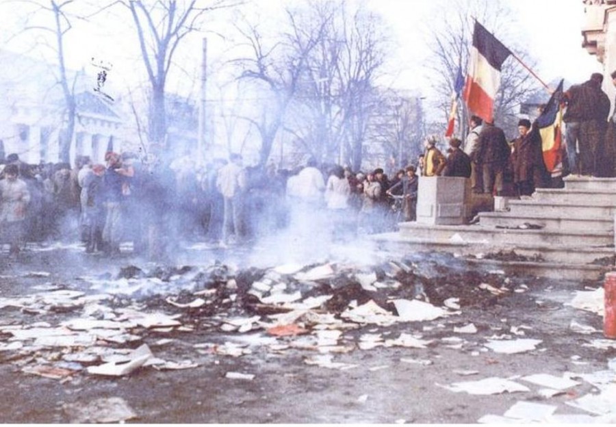 Istoria celor două REVOLUŢII ale gălăţenilor. Vlad Vasiliu şi Marian Băilă, despre evenimentele din DECEMBRIE '89