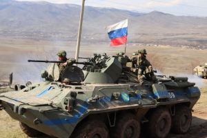 Militarii ruși se retrag din enclava Karabah