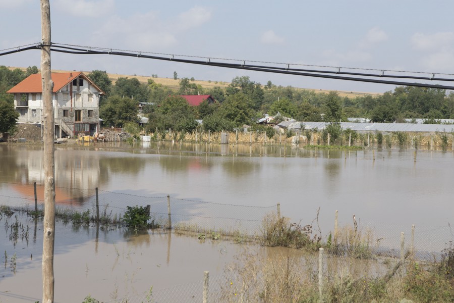 SPECIALIŞTII AVERTIZEAZĂ / Nicio zonă din judeţul Galaţi nu mai e ferită de inundaţii