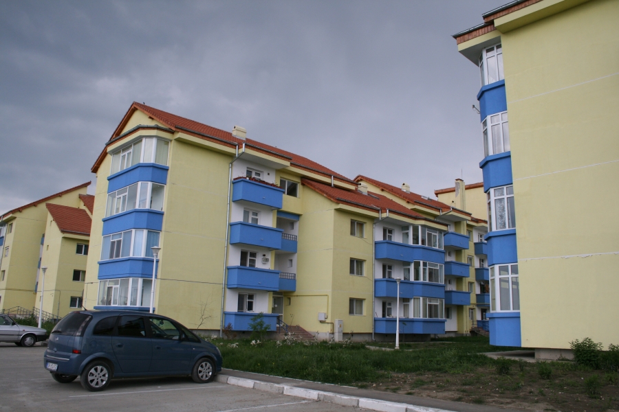 Frig şi nervi în blocurile ANL din cartierul "Dimitrie Cantemir" 