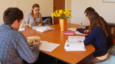 Fiscul pune presiune pe profesorii care fac meditaţii