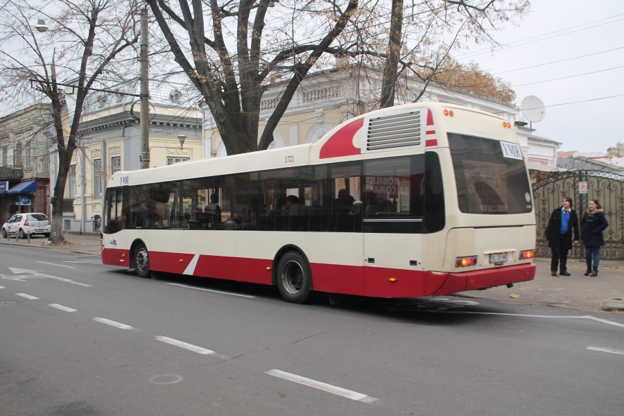 20 de autobuze din Olanda circulă de luni prin Galaţi
