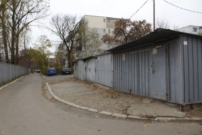 PRIMARUL Galațiului, Ionuț Pucheanu, le-a pus gând rău GARAJELOR din Ţiglina I
