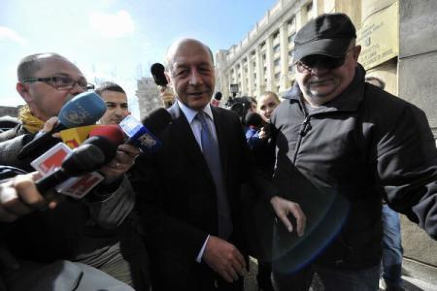 Fostul preşedinte al României, Traian Băsescu, urmărit penal (VIDEO)