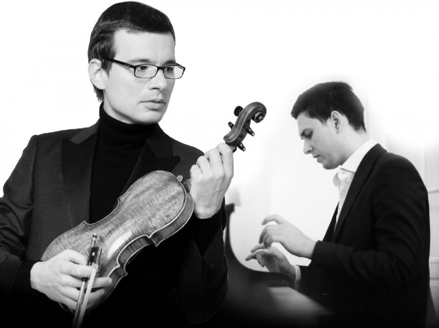 Alexandru Tomescu şi Eduard Kunz, în turneu extraordinar la Galaţi. Sunetele lui Enescu, vioara şi pianul de colecţie, la Muzical