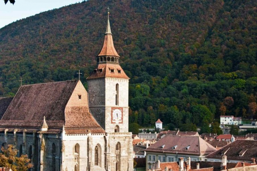 Biserica Neagră din Brașov, renăscută din propriul foc