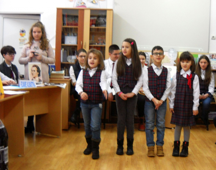 Două ore de Poezie şi Admirare, la Şcoala Gimnazială "Mihai Eminescu"