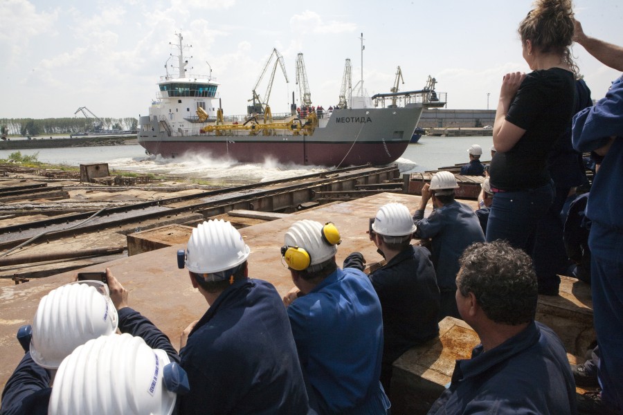 Lansare de navă la Damen - Draga „Meotida” va lua calea portului Mariupol