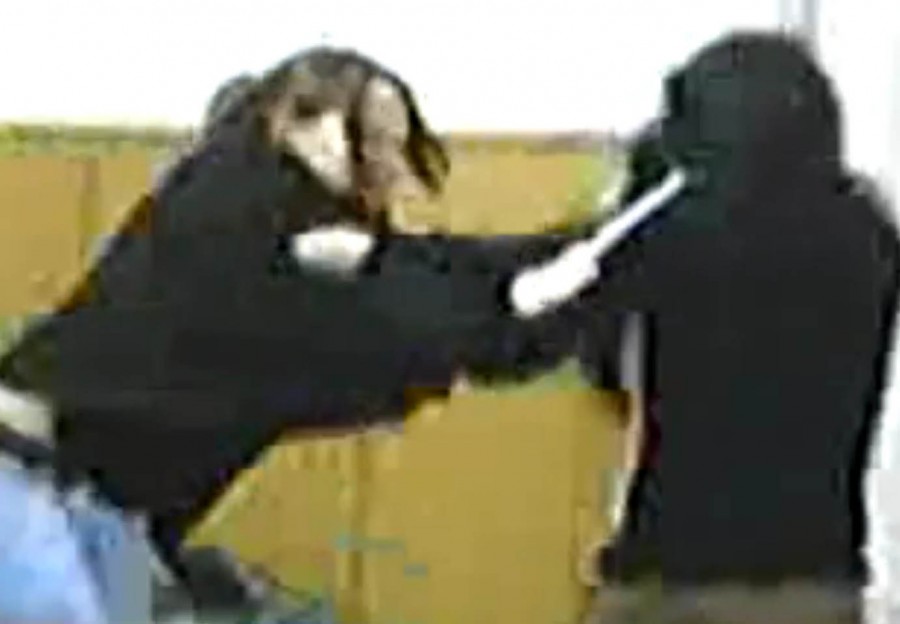 Bătaie între două eleve de la un liceu gălățean  (VIDEO)