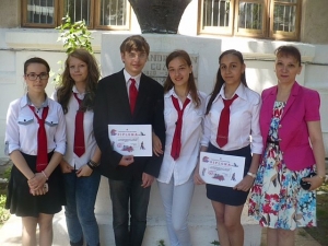Elevii de la &quot;Cuza&quot;, campioni la &quot;Sanitarii pricepuţi&quot;, pentru al doilea an consecutiv