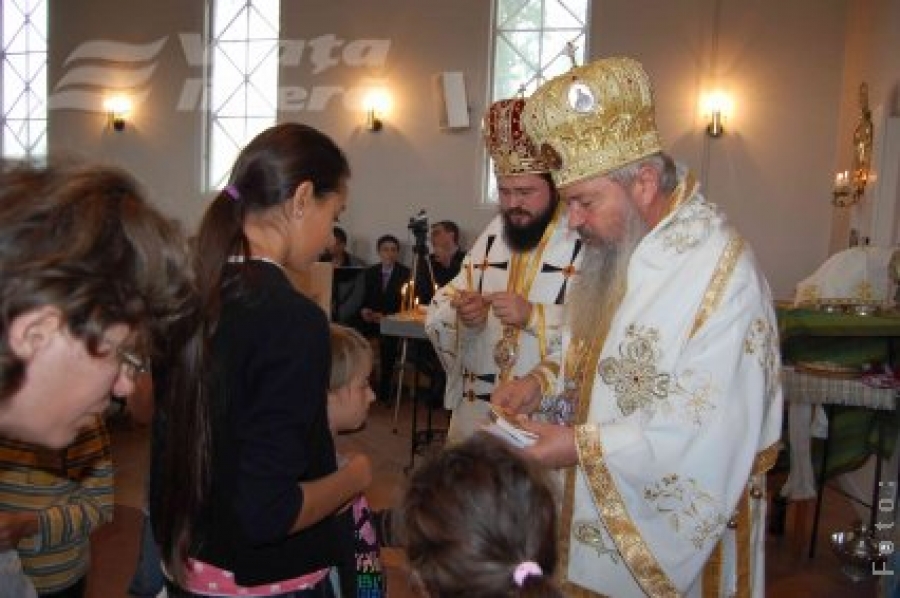 Românii din Suedia ţin aprinsă candela ortodoxiei