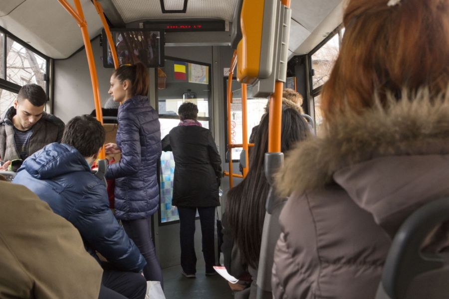 Se reia circulaţia: Autobuzele şi maxi-taxi, din nou în Piaţa Centrală