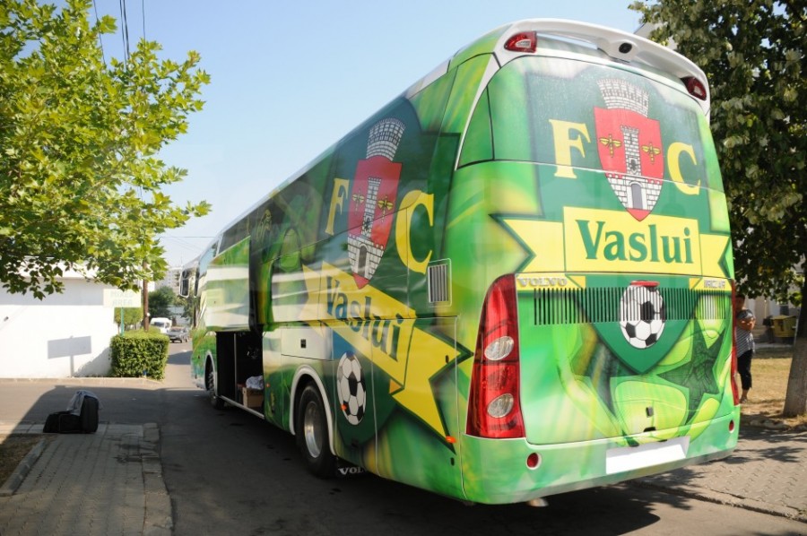 Autocarul echipei FC Vaslui implicat într-un accident rutier în apropiere de Tecuci