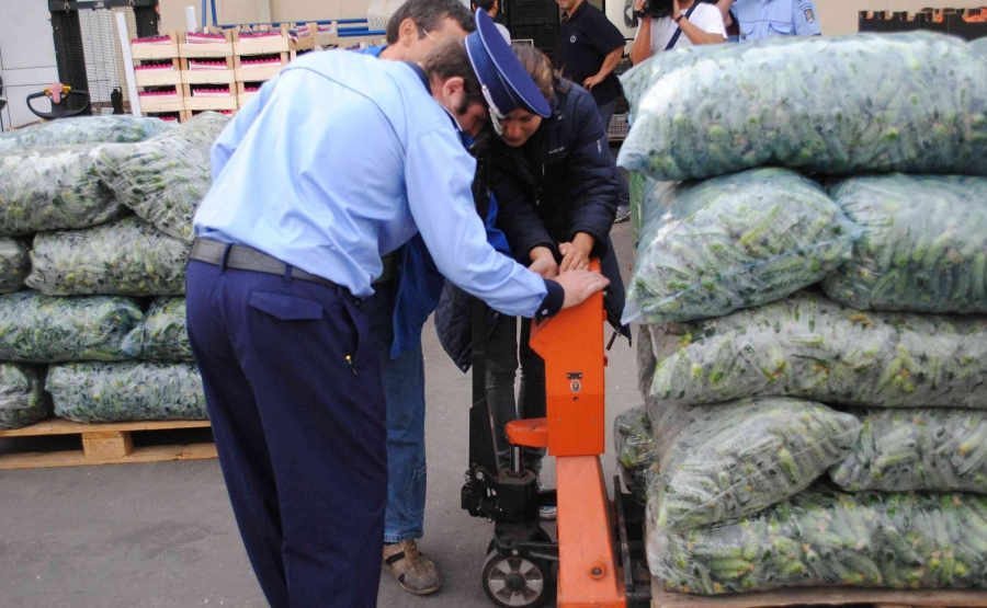 Ghiveci în comerţul cu legume. 19 tone de marfă au fost retrase de pe piaţă