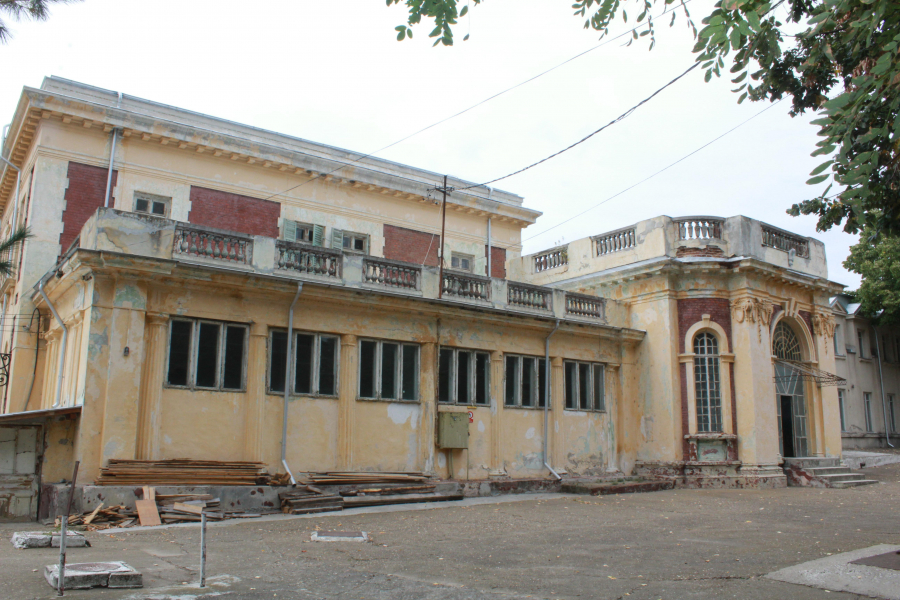 130 de ani de istorie aproape uitată. Palatul Chrissoveloni, locul de refugiu al Regelui Ferdinand