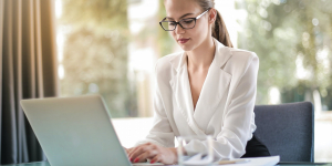 Legătura strânsă dintre sex şi succes. Mitul femeii de carieră fără viață personală, demontat