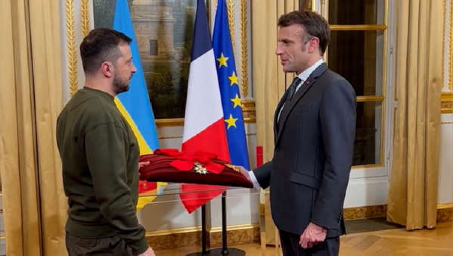 Zelenski, decorat cu Legiunea de Onoare a Franţei