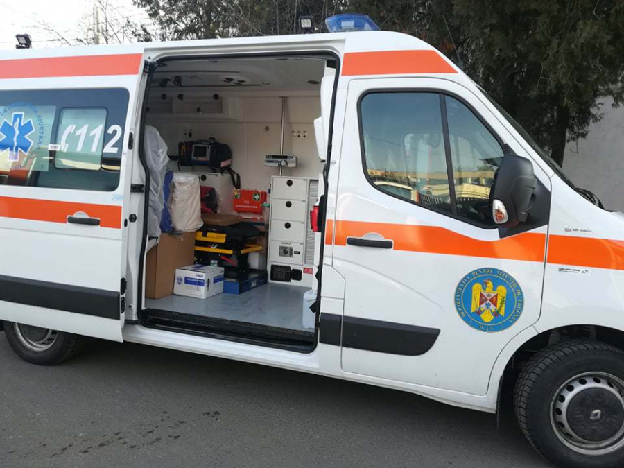 Ambulanța, solicitată la pacienți cu viroze și gripe