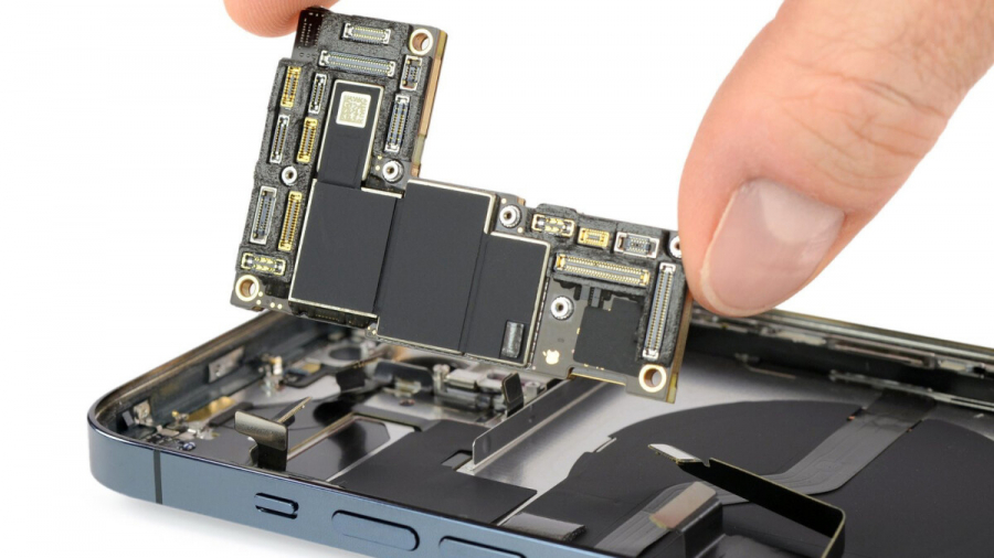Chipseturile iPhone, fabricate exclusiv în SUA