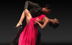 Improvizaţie şi creativitate în tangoul argentinian