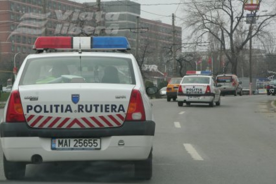 56 de poliţişti rutieri au cernut Galaţiul