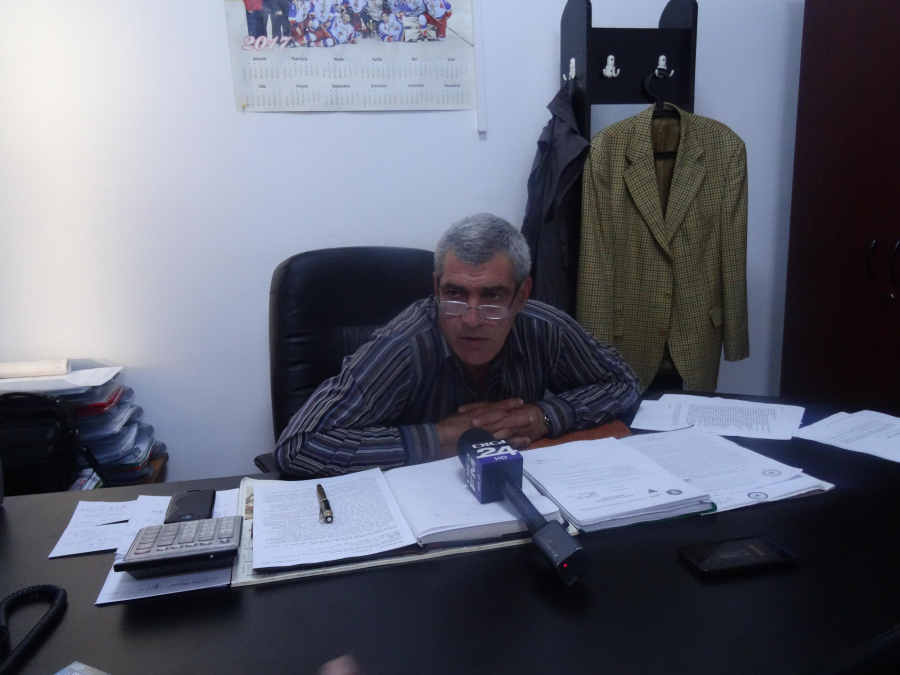 Mihai Brandabur, director CSM Dunărea, impasibil la protestul suporterilor: “Nu am de ce să-mi dau demisia”. INTERVIU