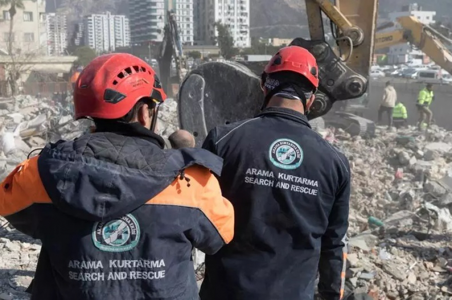 Femeie salvată de sub dărâmături la 170 de ore de la cutremurul din Turcia