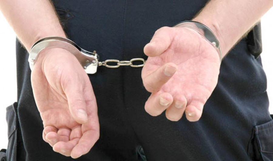Expertul cadastral acuzat de trafic de influenţă a fost arestat  