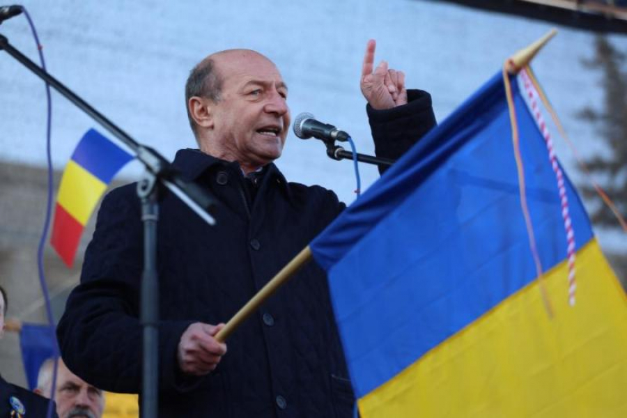 Procesul lui Traian Băsescu a început cu o amânare
