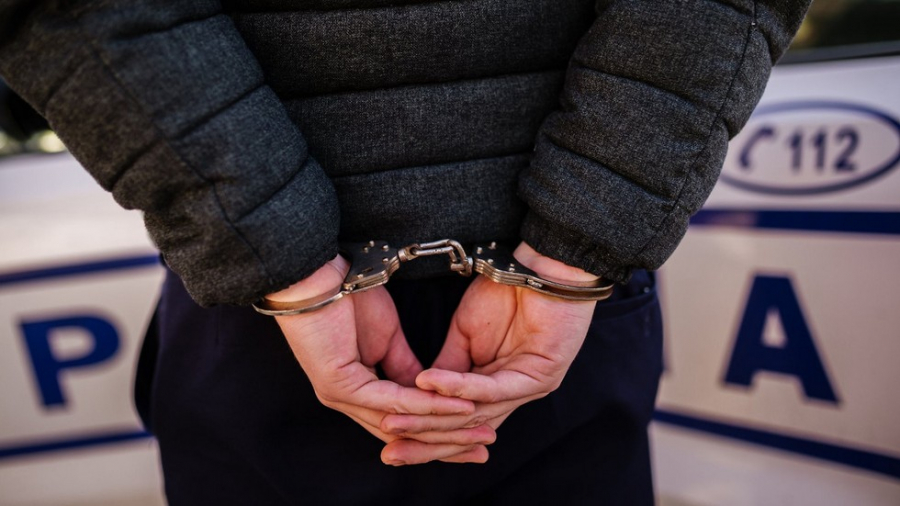 Un scandalagiu va face Crăciunul în pușcărie