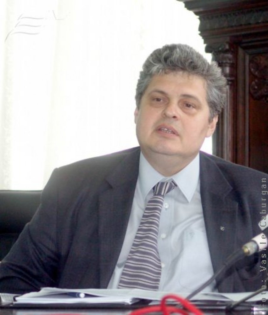 Rectorul Viorel Mînzu, numit preşedinte CA la Societatea Naţională de Radiocomunicaţii