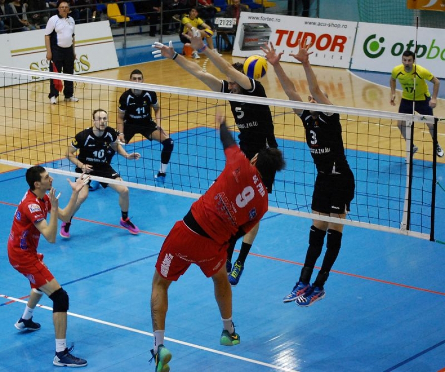 UPDATE: Voleibaliștii de la Arcada au pierdut primele două meciuri din play-off