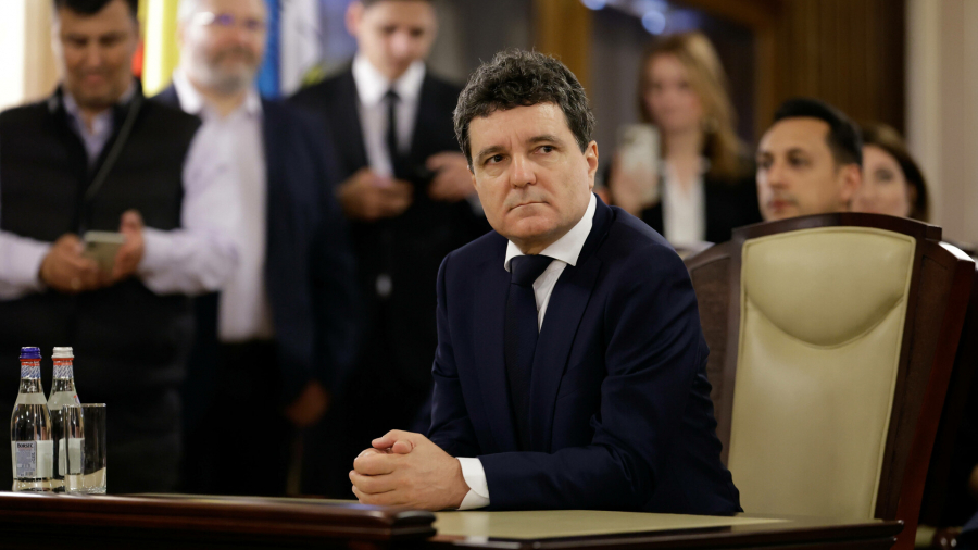 Primele consultări prezidențiale pentru formarea noului guvern
