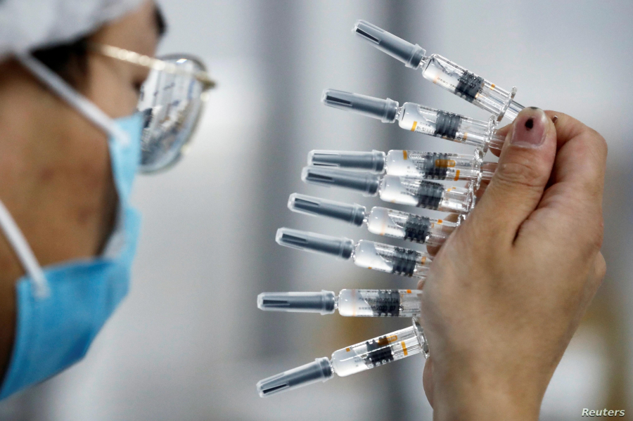 China ia în considerație amestecul vaccinurilor