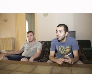 Fost POLIŢIST, acuzat de ÎNŞELĂCIUNE şi &quot;SCLAVIE&quot; (FOTO)