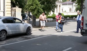 Accident pe strada Domnească. Bătrână rănită grav în timp ce traversa neregulamentar