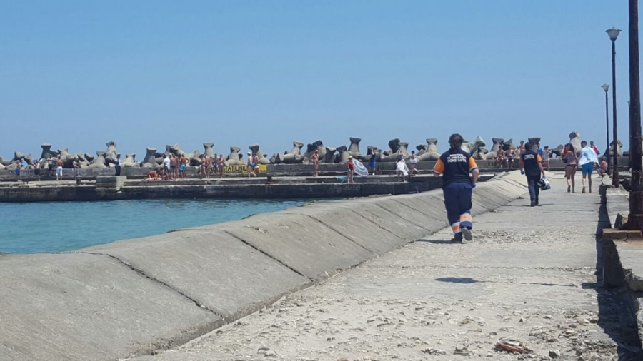 Un gălăţean şi-ar fi pierdut viaţa ÎNECAT în Marea Neagră