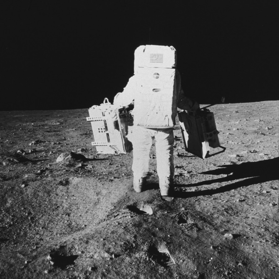 Cursa către spaţiu/ 45 de ani de la primul pas pe Lună (VIDEO)