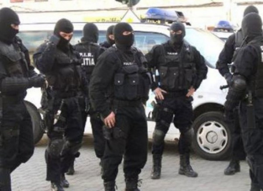 PERCHEZIŢII DNA în Galaţi, Bucureşti şi alte două judeţe. CORUPŢIE la CFR Călători 