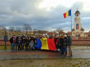FOTO/ Cum s-au UNIT ROMÂNII în 2015 la Alba Iulia. Studenţi din Galaţi, prezenţi la manifestări