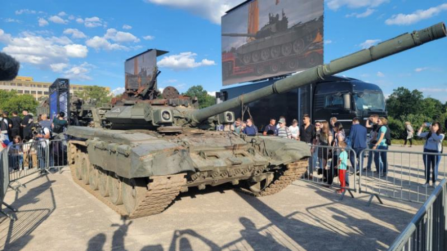 Tancurile rusești capturate de ucraineni, expuse ca „fier vechi” la Praga